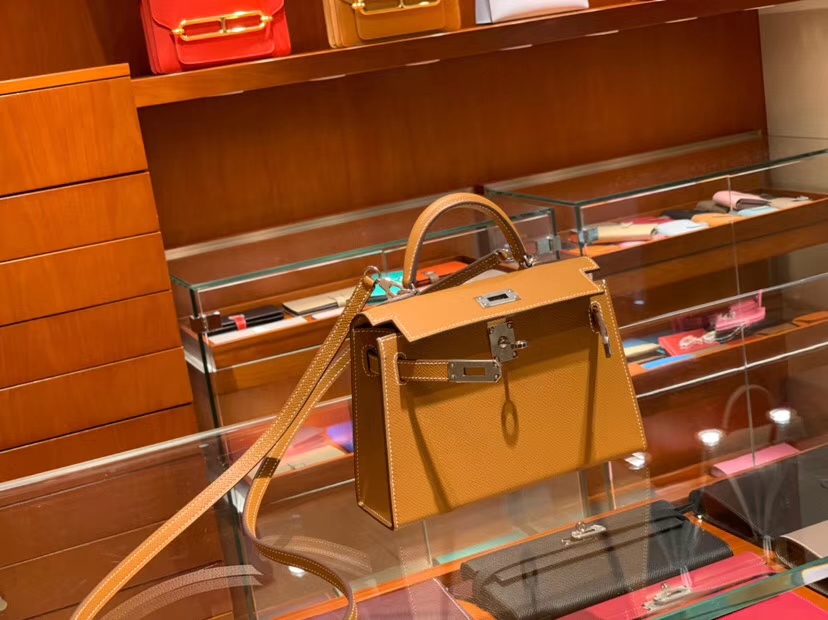HERMES 爱马仕 Kelly 20cm 凯利二代 Epsom 金棕色