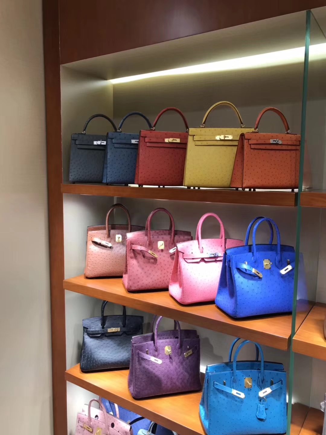 HERMES 爱马仕 展厅实拍 喜询 欢迎定制