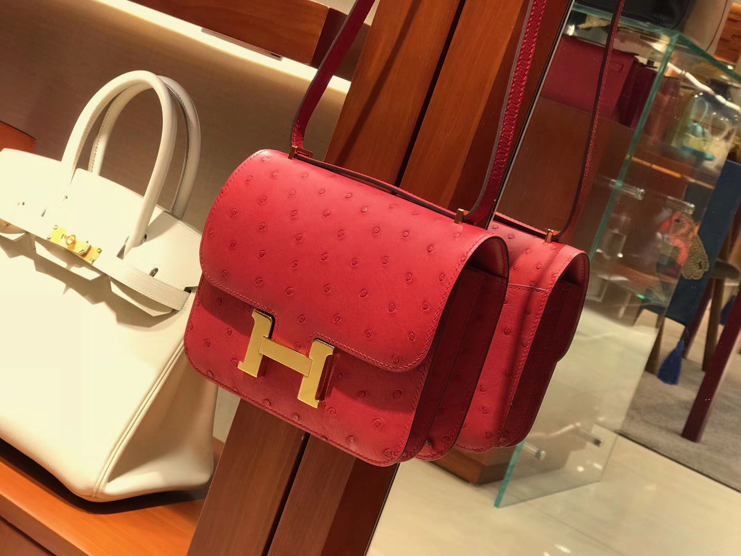 HERMES 爱马仕 Constance 18cm 鸵鸟皮 中国红