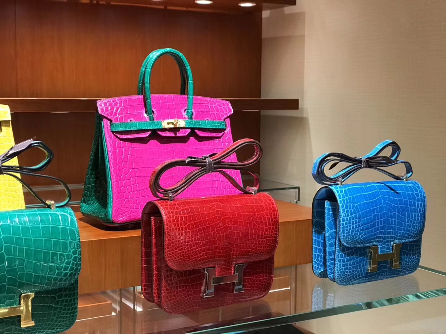 HERMES 爱马仕 Birkin 25CM 30cm Kelly 25CM 糖果粉/爱马仕红/黑色/柠檬黄/祖母绿/番茄红