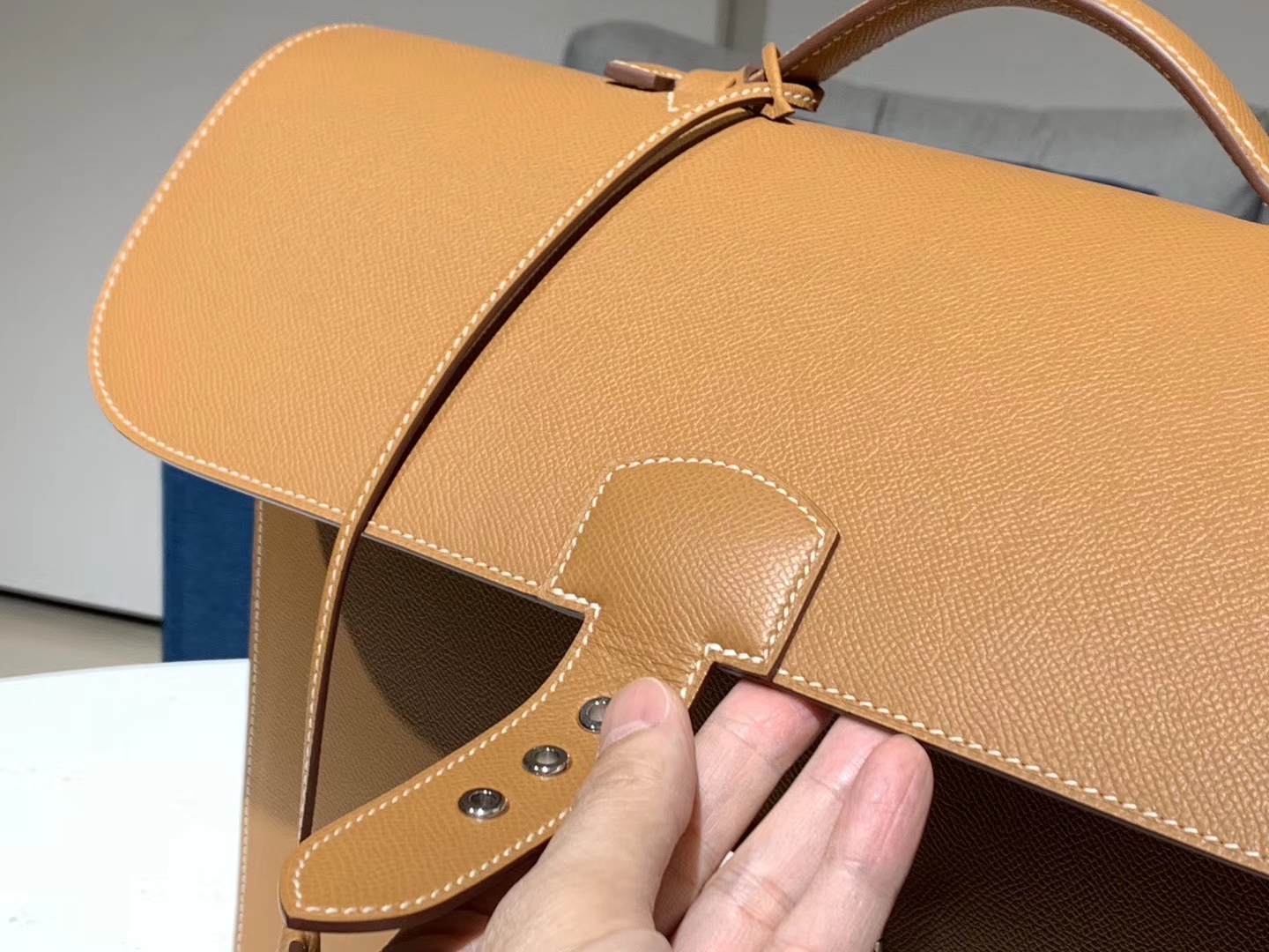 HERMES 爱马仕 锁扣公文包 Epsom皮 金棕色 尺寸：38×28