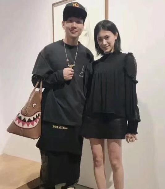 HERMES 爱马仕男包 林俊杰同款鲨鱼包 金棕色 