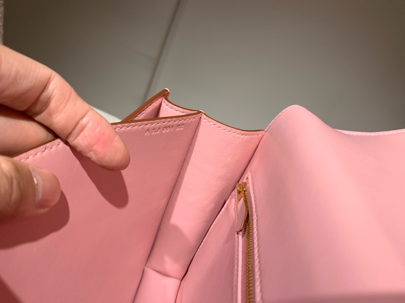 HERMES 爱马仕 空姐包 Constance 18cm 24cm  奶昔粉 蜥蜴扣