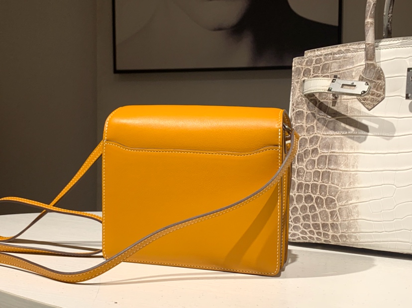 HERMES 爱马仕 Roulis 18cm 24cm swift皮 琥珀黄