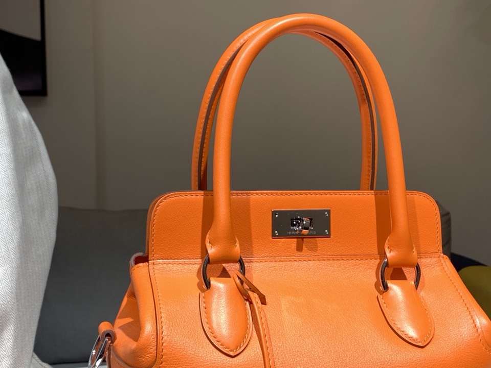 HERMES 爱马仕 专柜新款 Toolbox Swift 牛奶盒 20cm