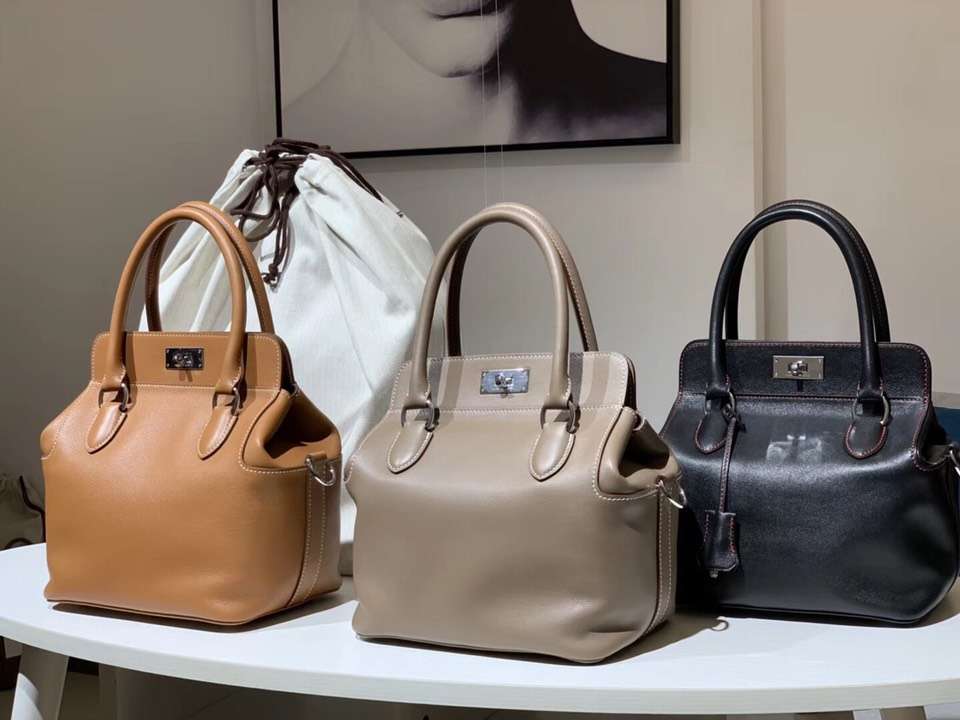 HERMES 爱马仕 专柜新款 Toolbox Swift 牛奶盒 20cm