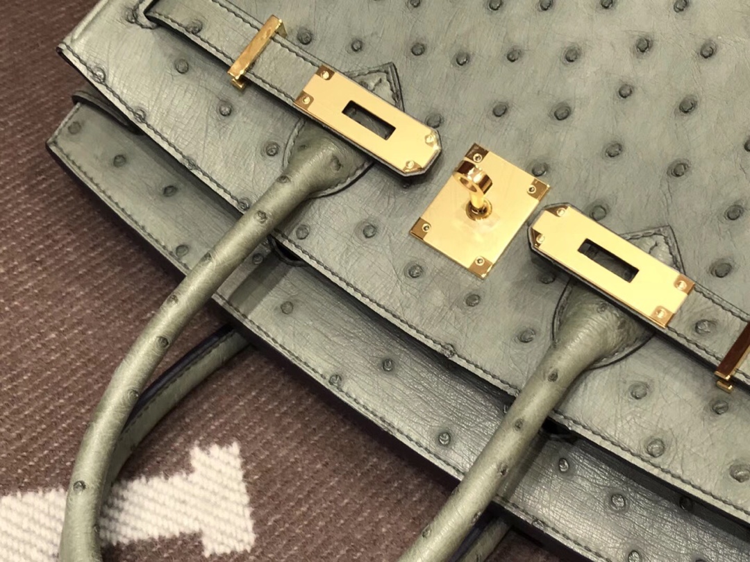 HERMES 爱马仕 Brikin 30cm 南非KKK级鸵鸟皮 浅绿色