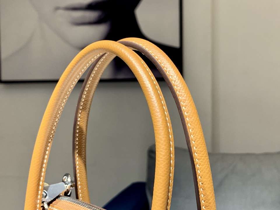 HERMES 爱马仕 Bolide epsom皮 金棕色