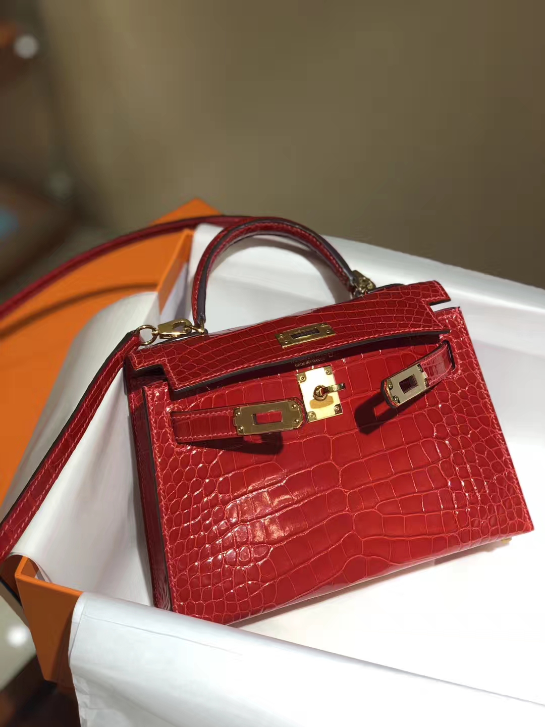 HERMES mini kelly二代 高光鳄鱼皮 番茄红 现货