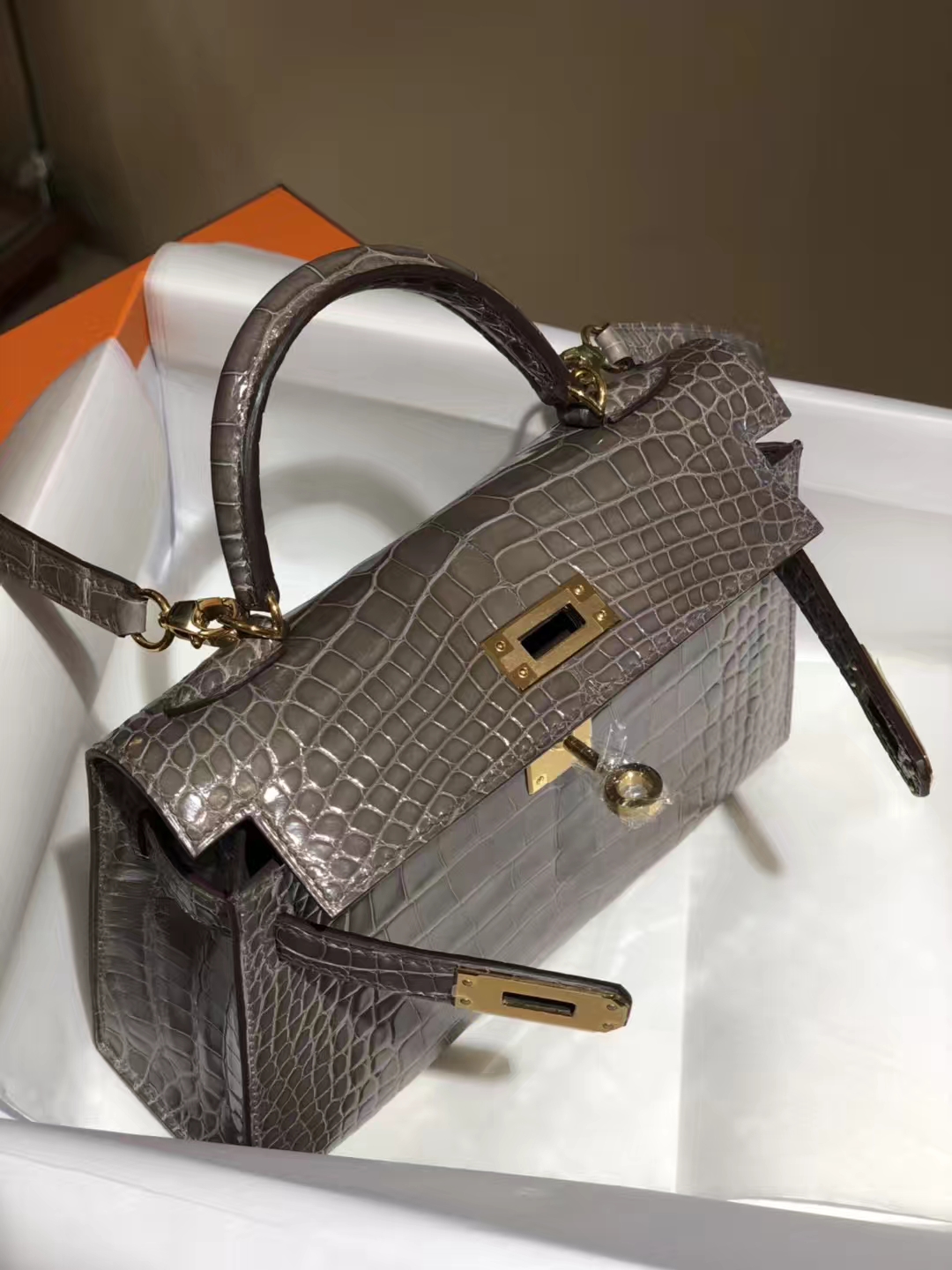 HERMES mini kelly二代 高光鳄鱼皮 大象灰 现货