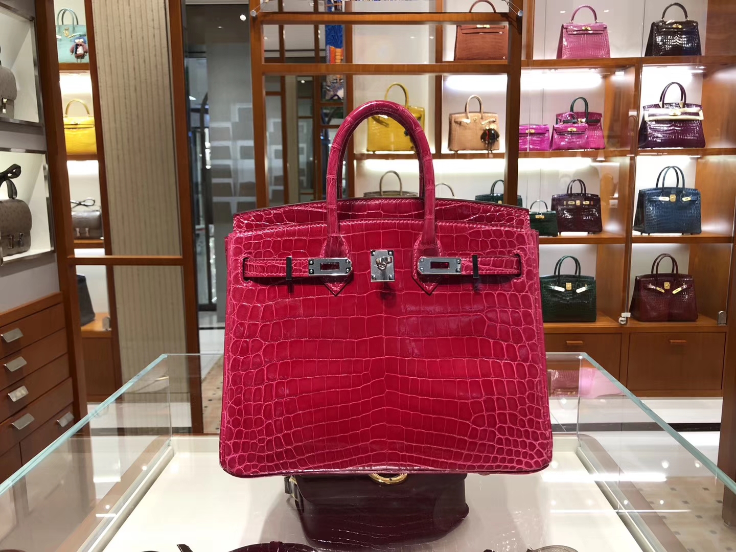 爱马仕 HERMES Birkin 25/30 波尔多酒红 鳄鱼皮 全套包装发货