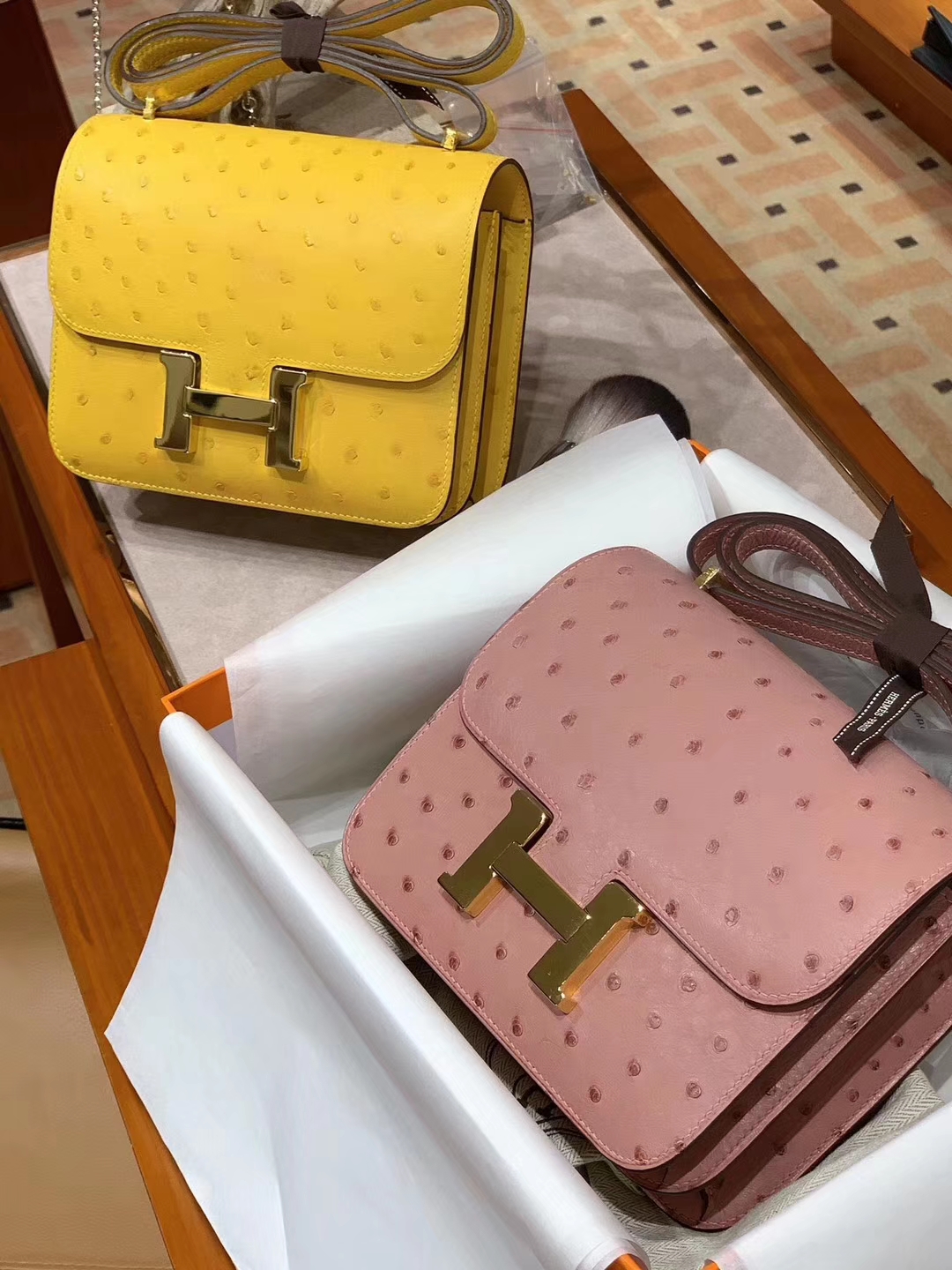 HERMES Constance 19CM 24CM 鸵鸟皮 现货