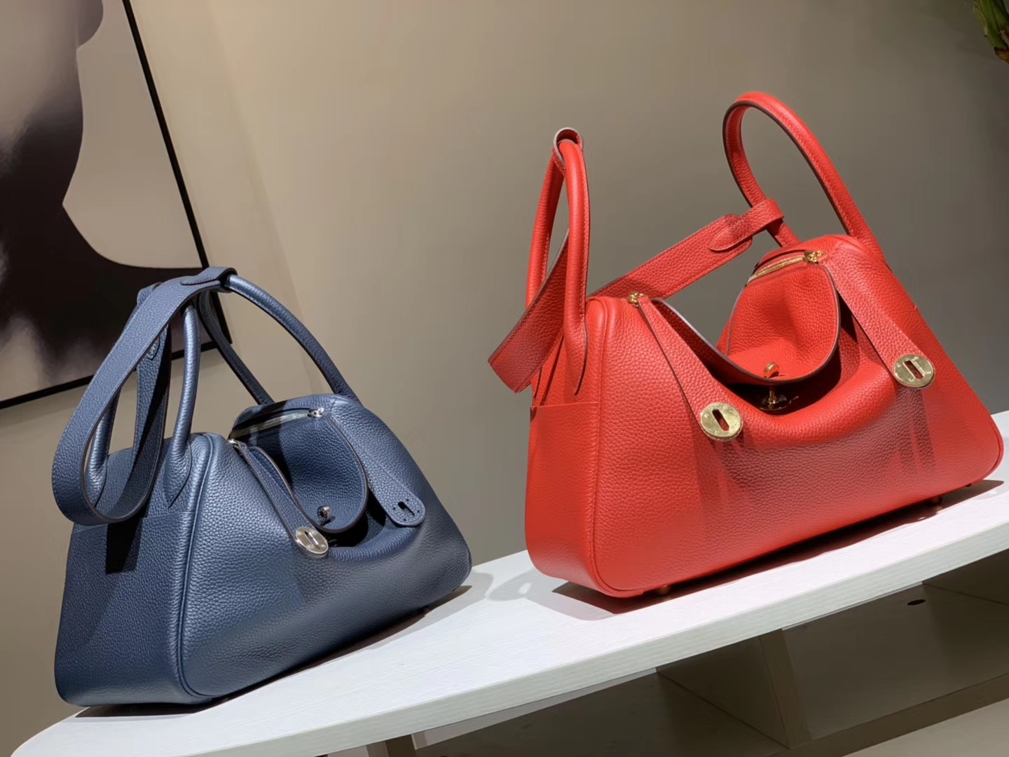HERMES 爱马仕 Lindy 26/30cm 纯手工 风暴蓝 番茄红 金银扣