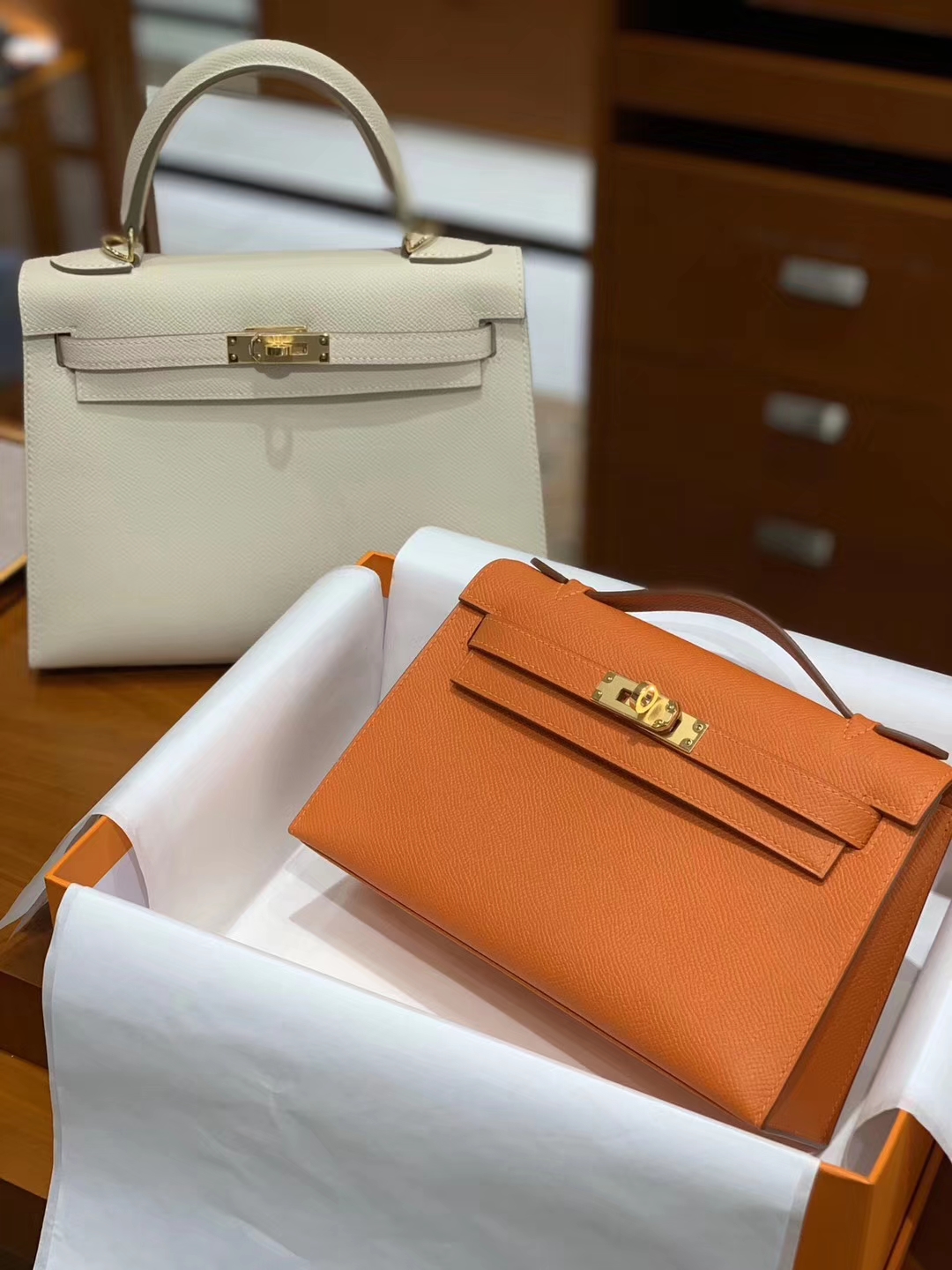 爱马仕 HERMES Mini Kelly 一代 风衣灰 橙色 Epsom 配全套专柜原包装