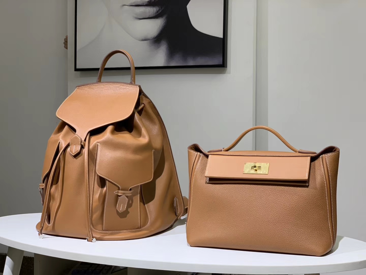 Hermes 双肩包 金棕 小号，22*30 大号，30*39