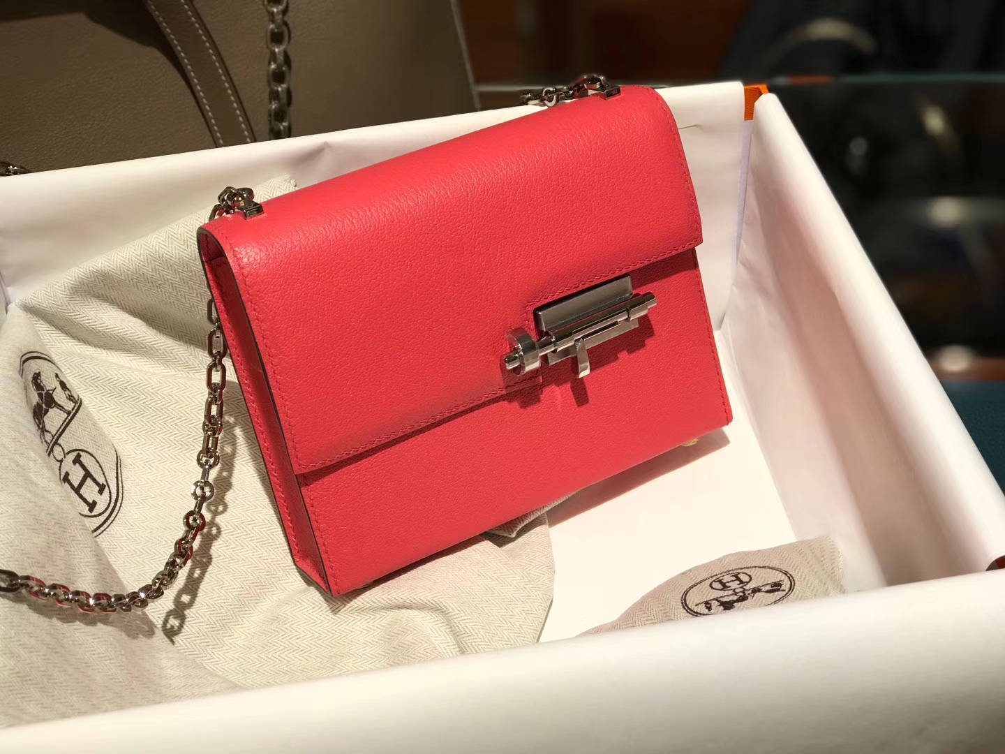 HERMES Verrou 18cm 山羊皮 唇膏粉