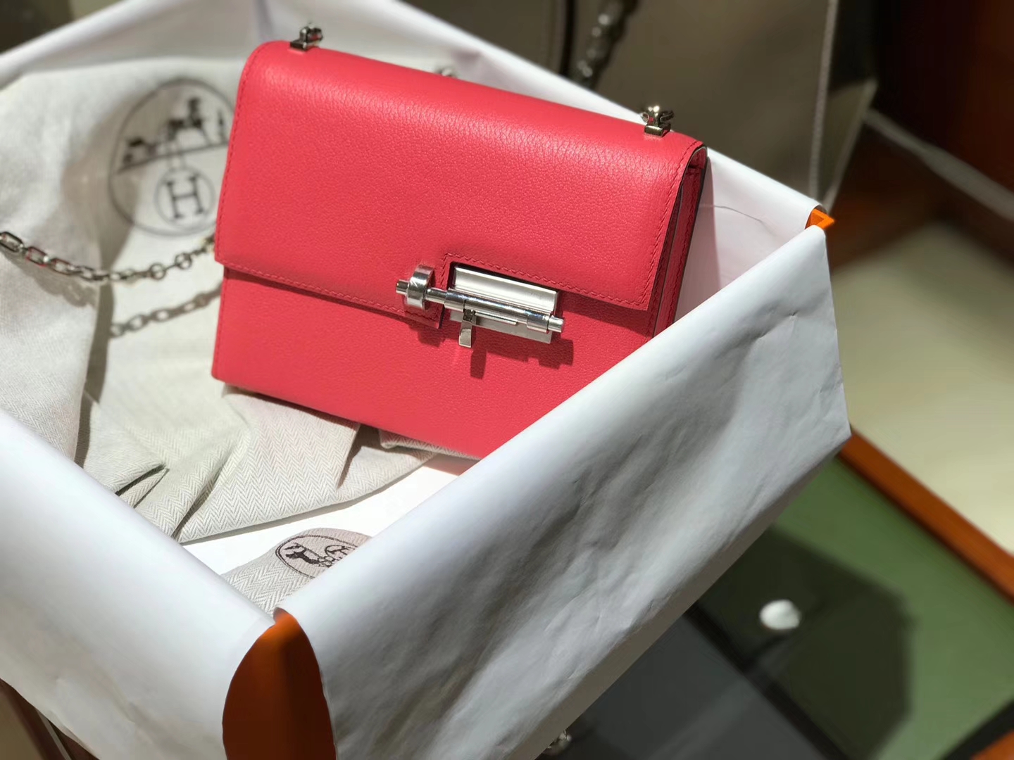 HERMES Verrou 18cm 山羊皮 唇膏粉