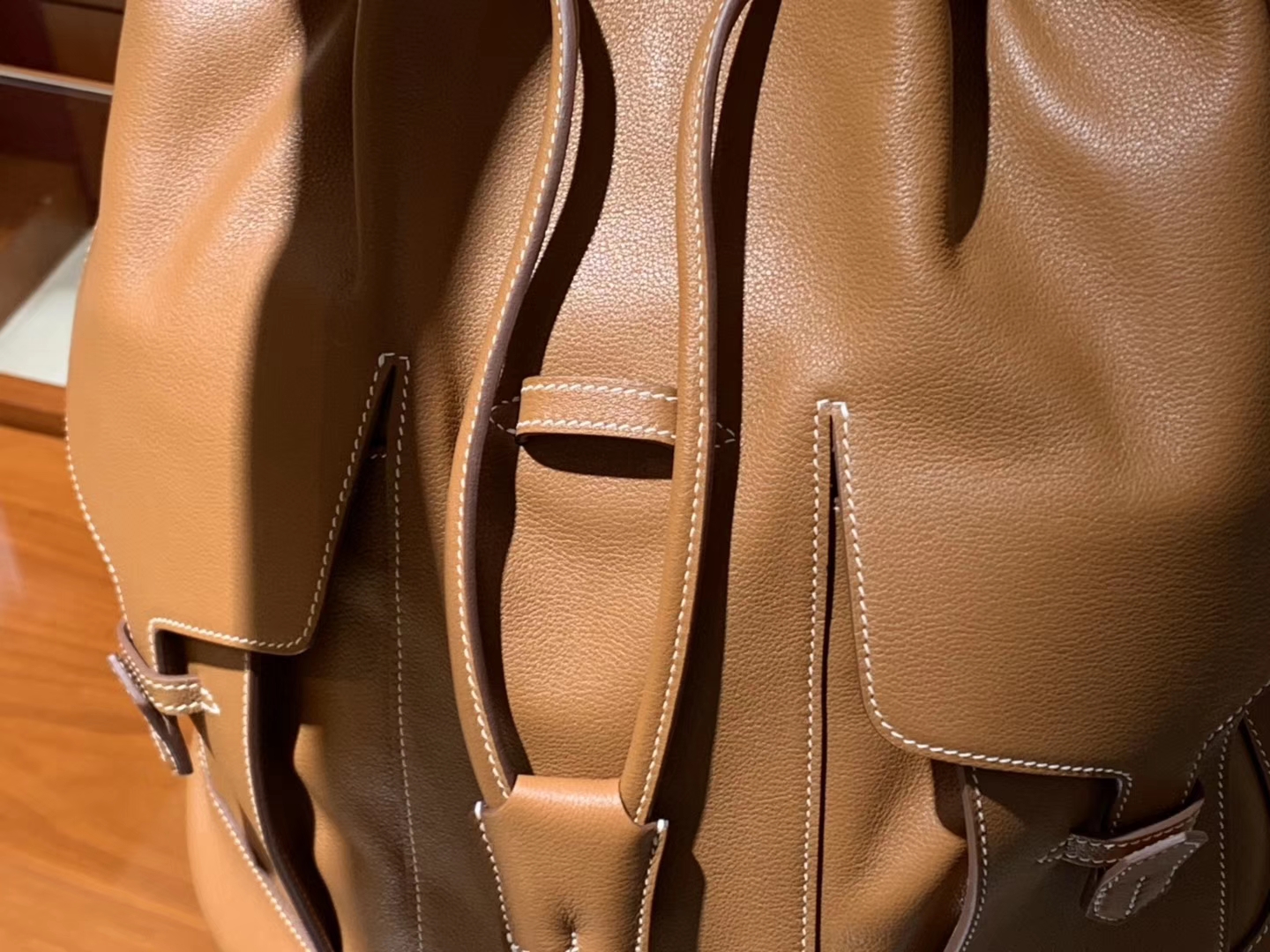 Hermes 双肩包 金棕 小号，22*30 大号，30*39