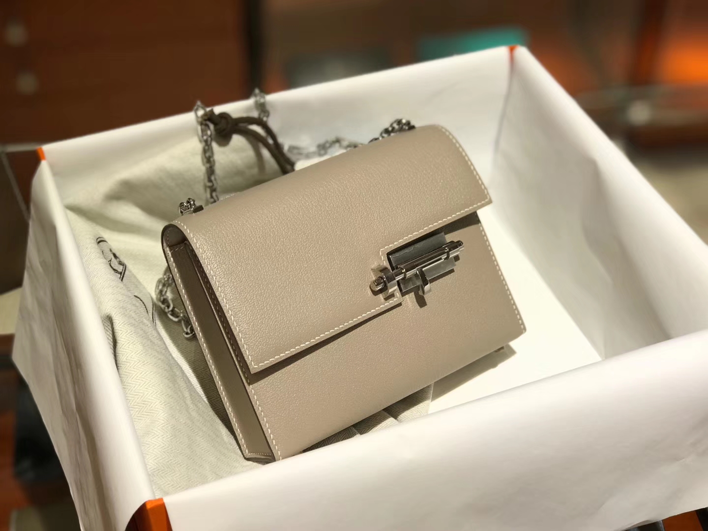 HERMES Verrou 18cm 山羊皮 斑鸠灰