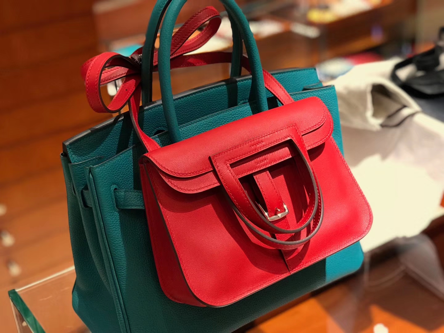 HERMES 爱马仕 Halzan swift 国旗红 配全套专柜原版包装
