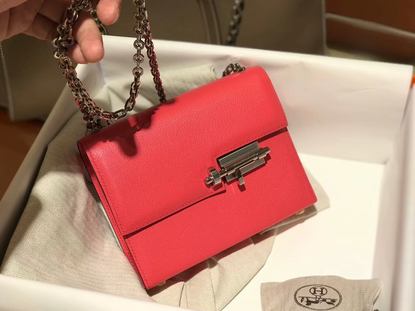 HERMES Verrou 18cm 山羊皮 唇膏粉