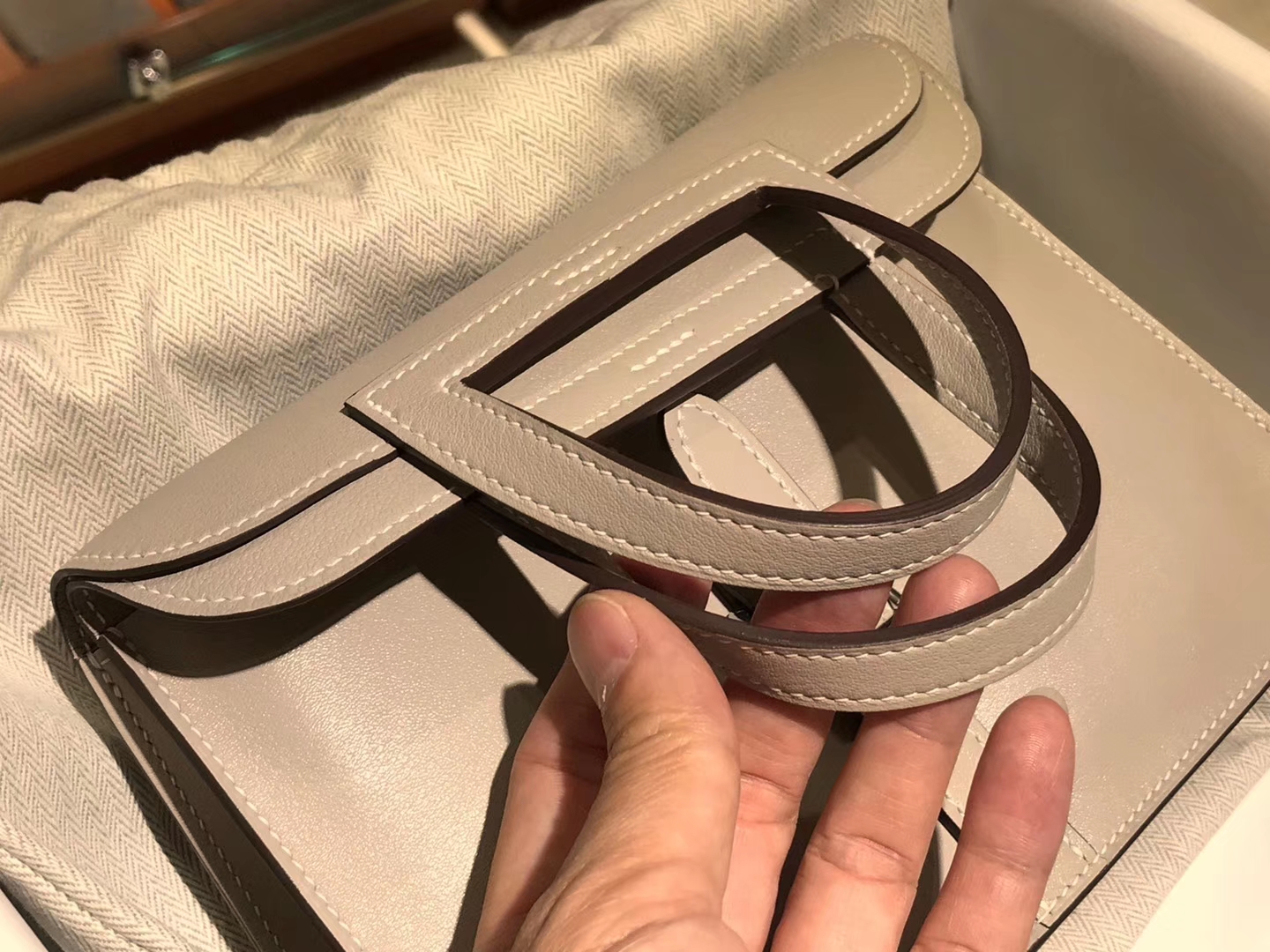 HERMES 爱马仕 Halzan swift 斑鸠灰 配全套专柜原版包装