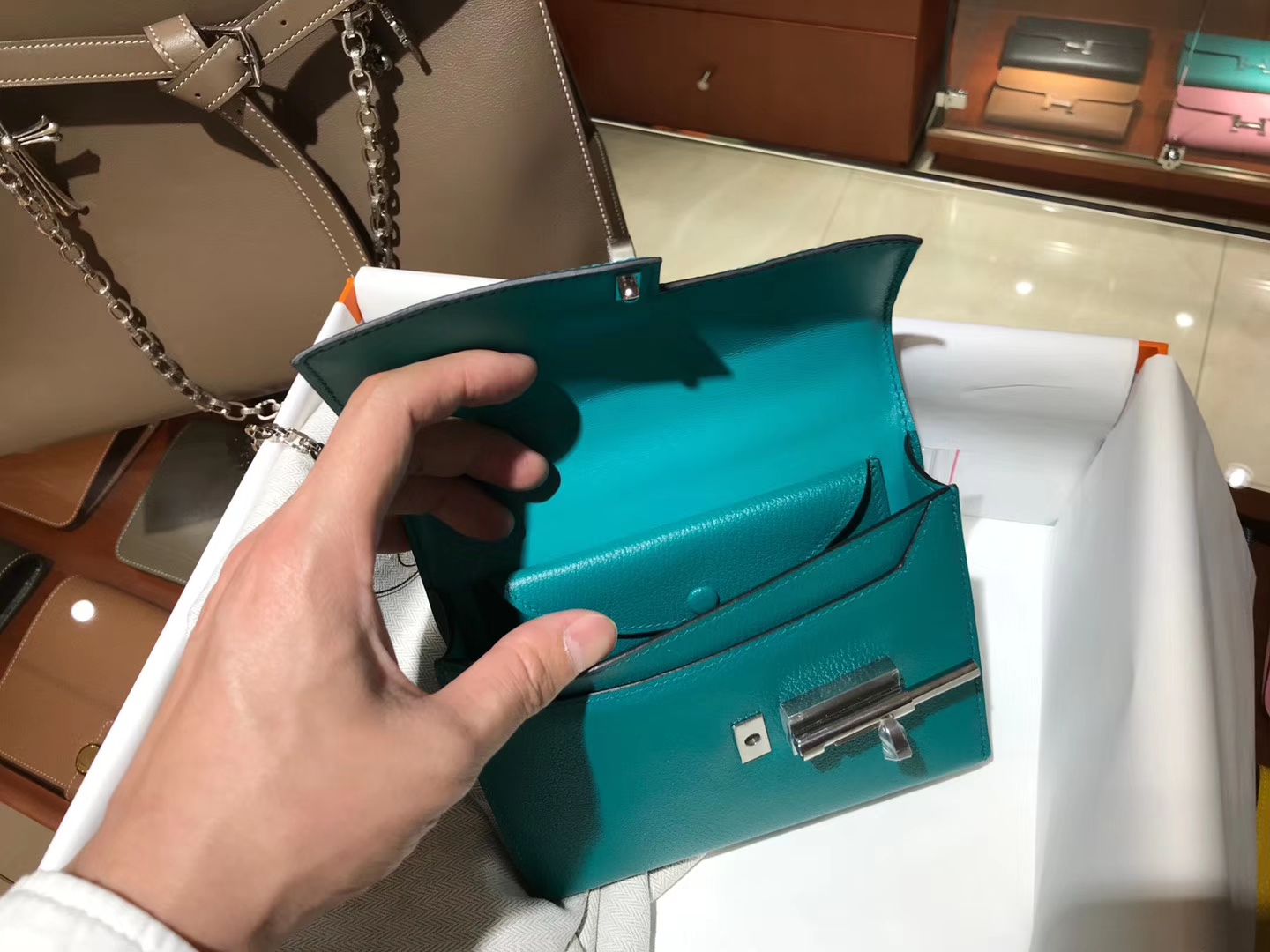 HERMES Verrou 18cm 山羊皮 孔雀绿