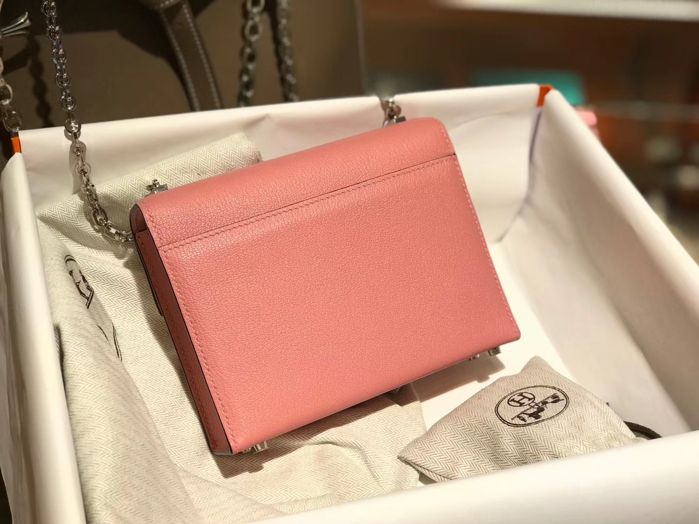 HERMES Verrou 18cm 山羊皮 奶昔粉