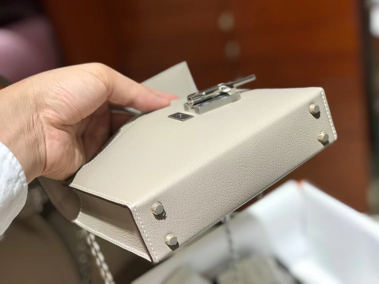 HERMES Verrou 18cm 山羊皮 斑鸠灰