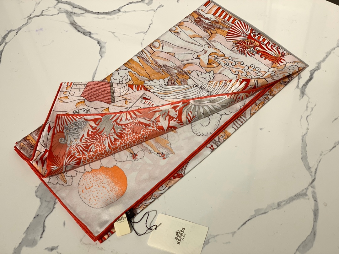 2019秋冬专柜最新款 HMS  真丝方巾 《宇宙图志》粉色 足足18姆米  100%斜纹真丝 90*90cm 原版包装