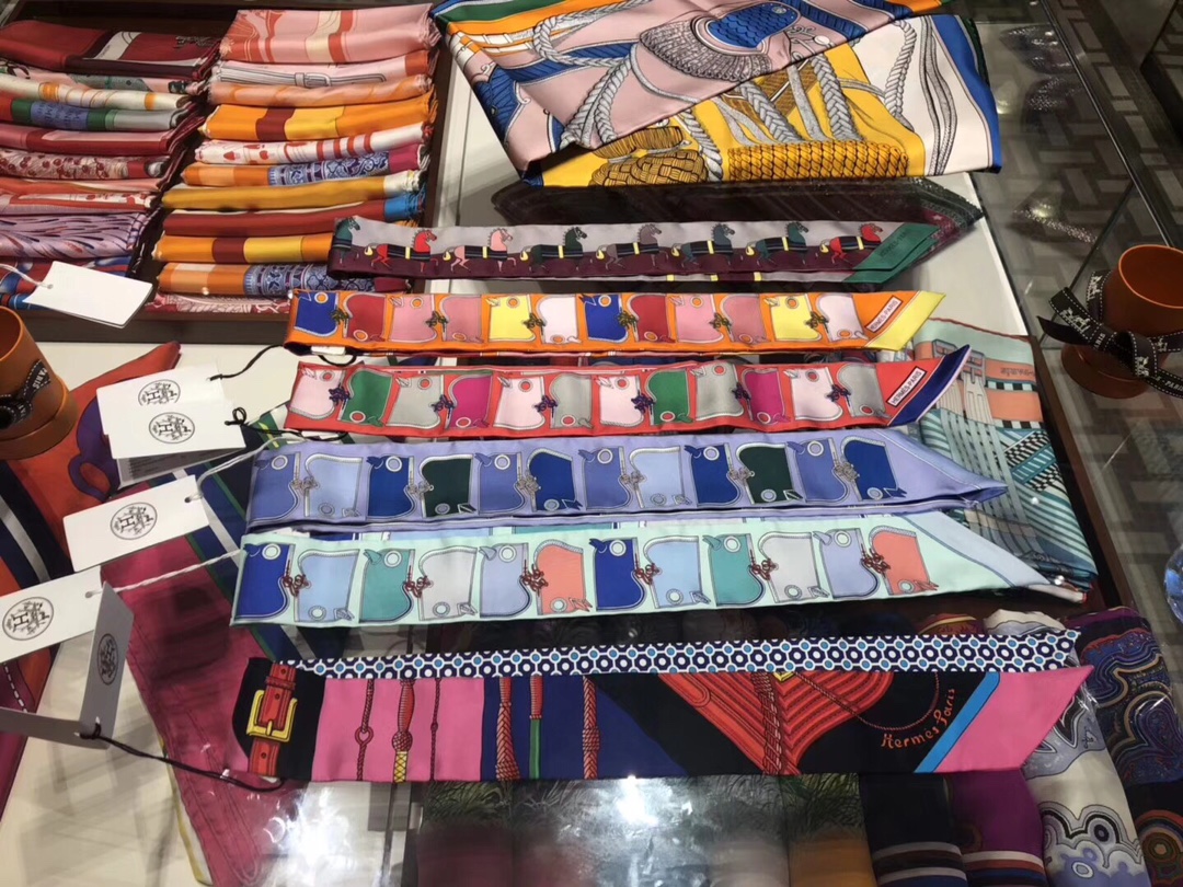 HERMES丝巾批发 爱马仕真丝丝巾 