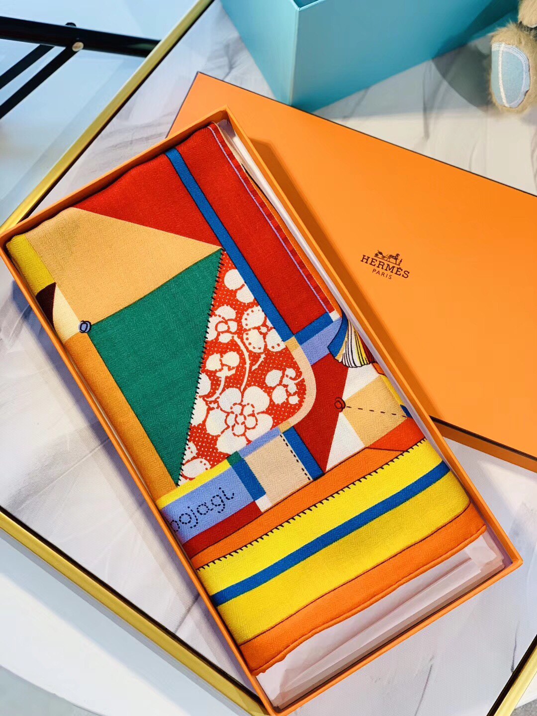 2020秋冬款 顶级版丝绒 Hermes《包布艺术》  35%蚕丝+65%羊绒 140x140cm 橙色  全套包装 专柜售价9100！