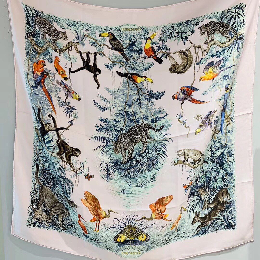 《赤道丛林》水洗方巾 粉色 蚕丝面料 90x90cm 适合任何不同风格的女性