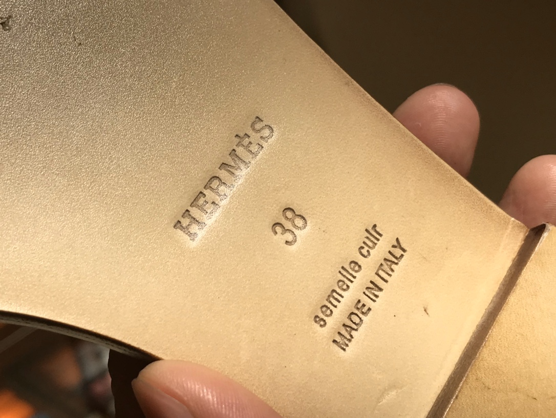  HMS环扣 猪鼻子拖鞋  高端订制  独家品质  全手工羊皮定制 看图说话  质量赞到没朋友  完美  Size：平跟34～41