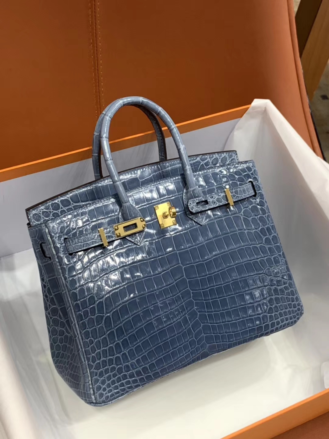 爱马仕包包价格 鸭子蓝 鳄鱼皮 金扣 纹路清晰 手感超级好 完胜正品 Birkin 25/30