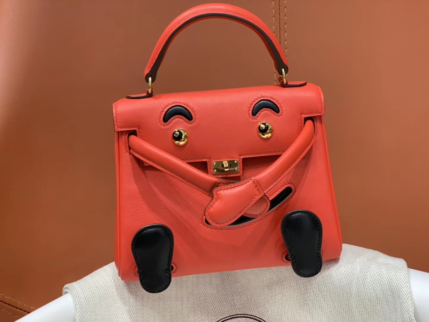爱马仕中国官网 Kellydoll 小可爱 可接受定制 专柜颜色 番茄红