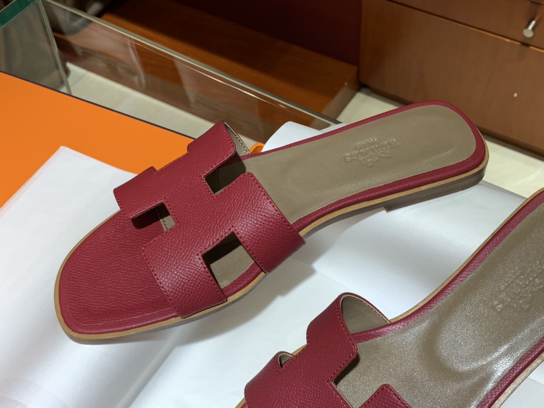 H经典款拖鞋  高端订制  独家品质  平底35~41 高跟35~41(跟高4cm) 酒红色 (掌纹)