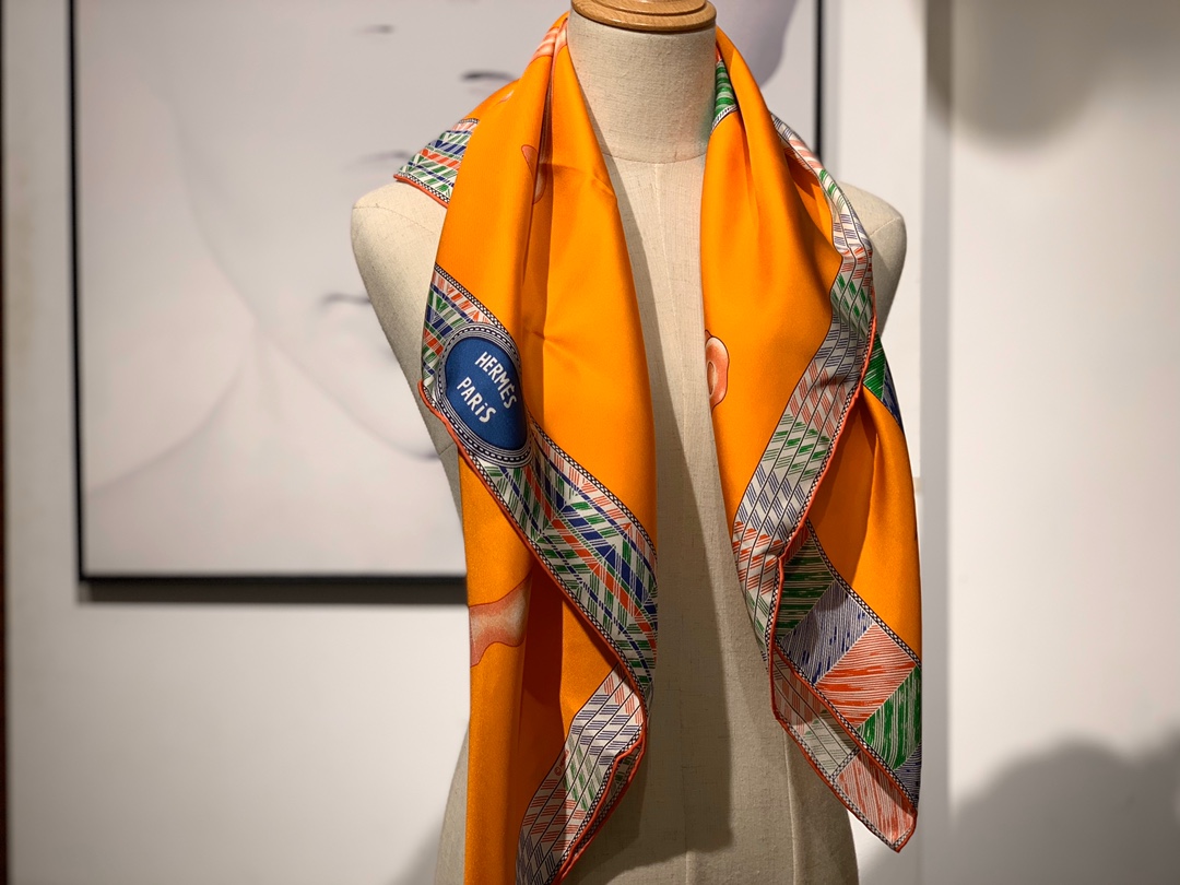 2020年春夏· 新 HERmes《福宝挚爱》 四色入 90*90cm 100%真丝 橙色