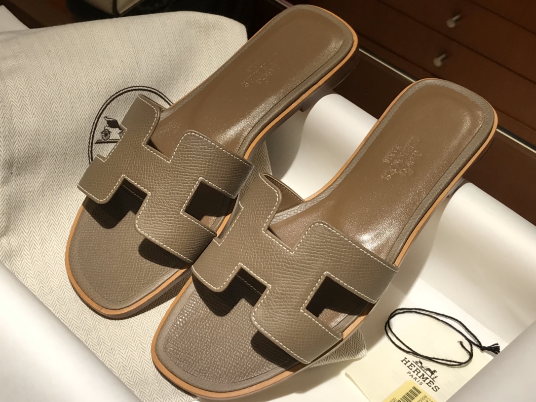 H经典款拖鞋  高端订制  独家品质  平底35~41 高跟35~41(跟高4cm) 大象灰 (掌纹)
