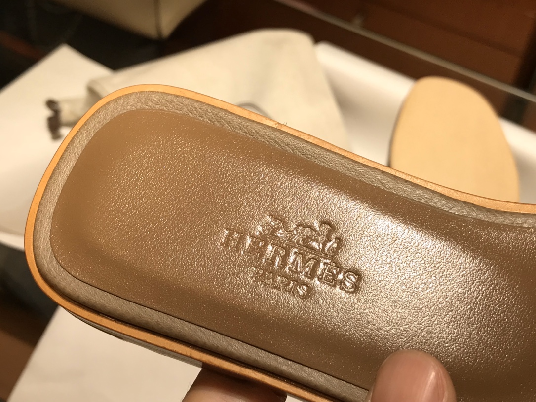 H经典款拖鞋  高端订制  独家品质  平底35~41 高跟35~41(跟高4cm) 大象灰 (掌纹)