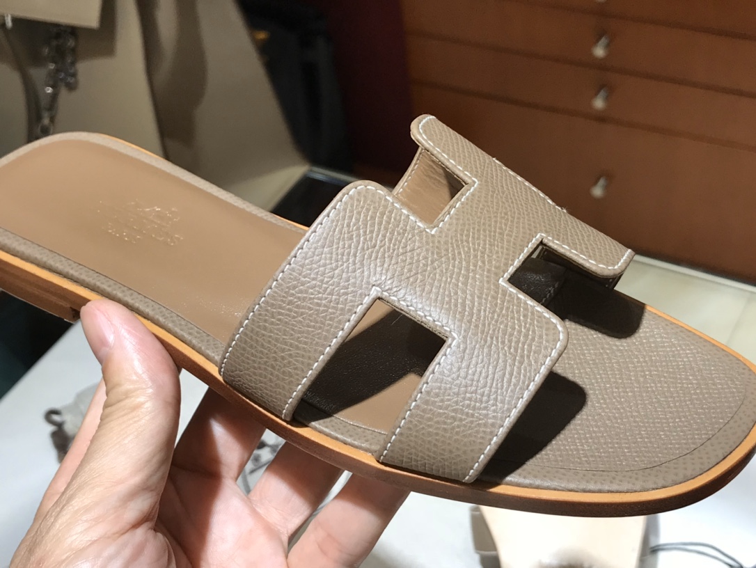 H经典款拖鞋  高端订制  独家品质  平底35~41 高跟35~41(跟高4cm) 大象灰 (掌纹)
