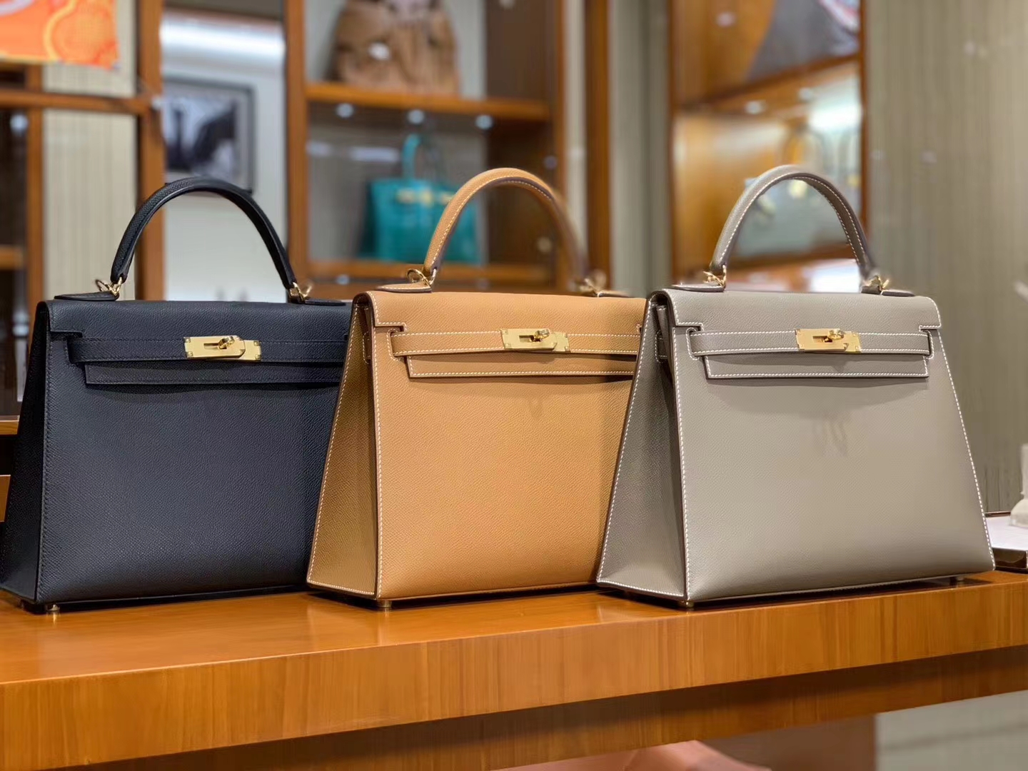 爱马仕香港官网 Kelly 25 28 Epsom 现货 黑色 金棕色 沥青灰