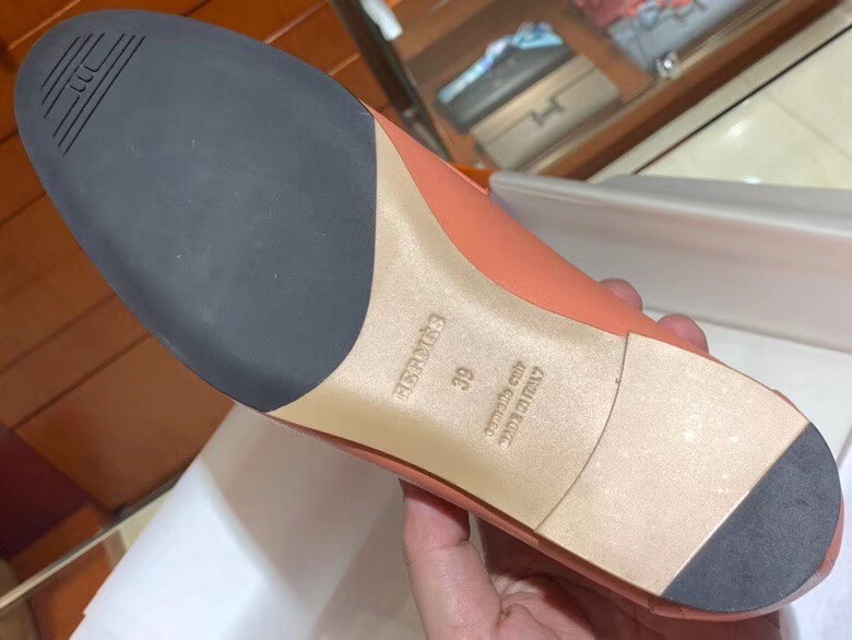 爱马仕 女款乐福鞋 康康H扣平底鞋 重工艺设计 高调 高端 高档 意大利树羔皮底 纯手工缝制工艺 高端订制 独家品质 材质：牛皮
