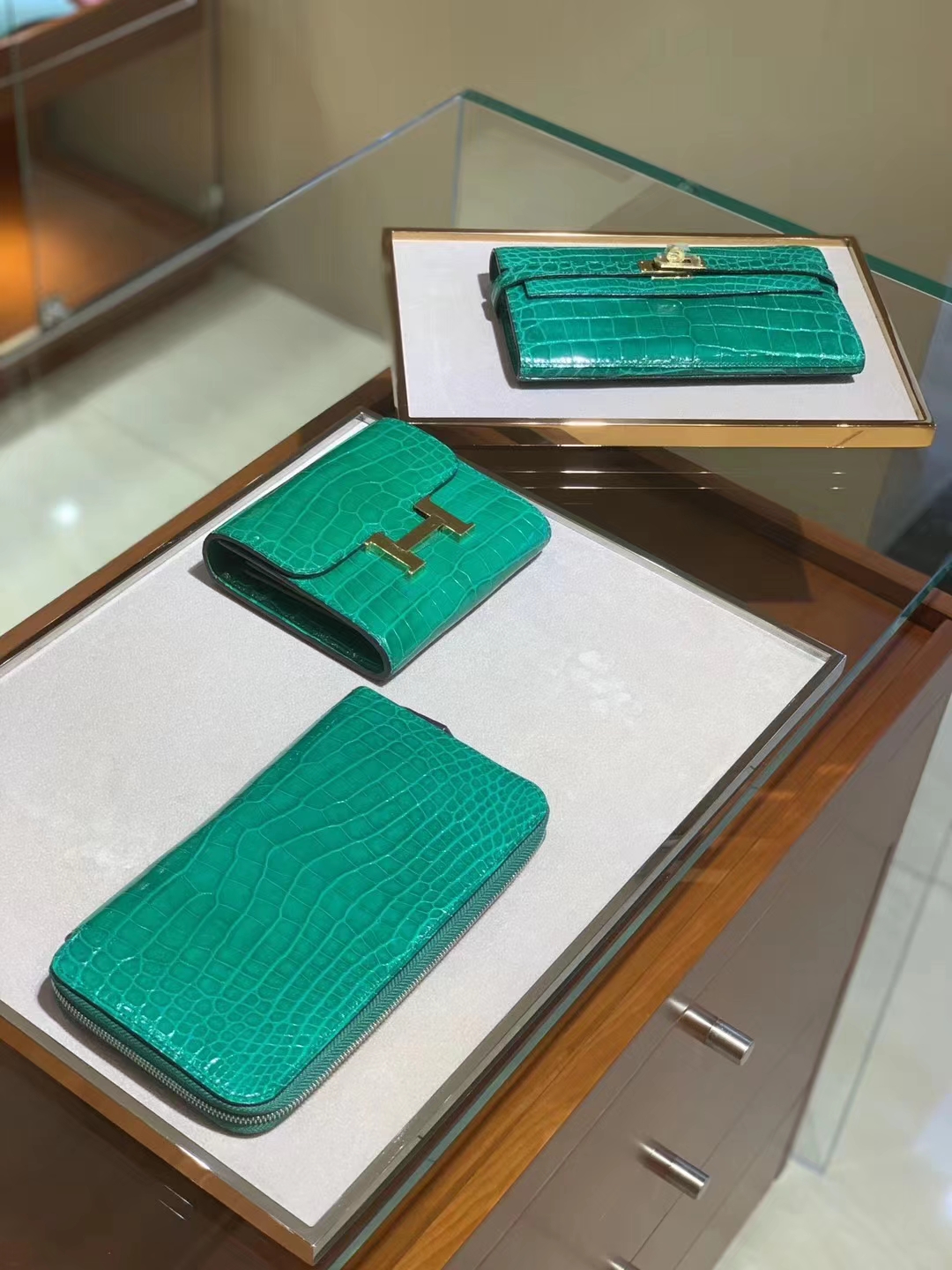 HERMES 爱马仕 祖母绿 鳄鱼皮 金银扣 Wallet钱夹