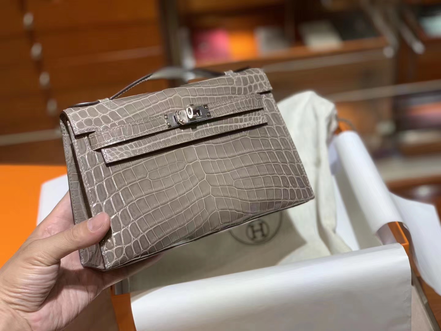HERMES Kelly Pochette 一代鳄鱼 金扣 银扣 可接受定制 浅灰