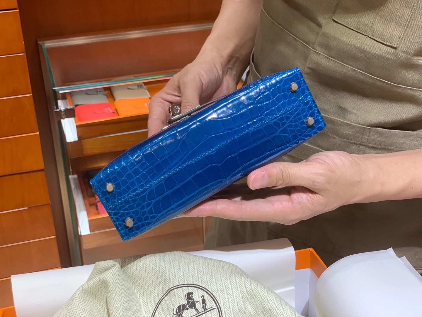 HERMES Kelly 二代鳄鱼 伊兹密蓝 金扣银扣 可定制 纯手工
