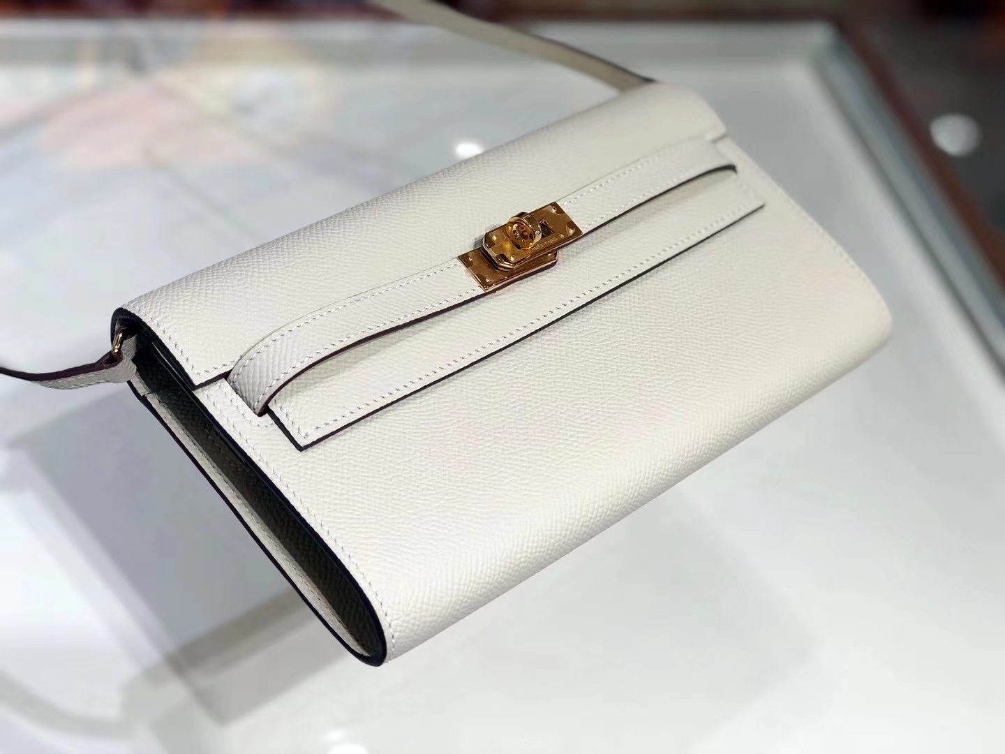 HERMES Kelly Classique To Go 长肩带钱包 Epsom皮 奶昔白 现货