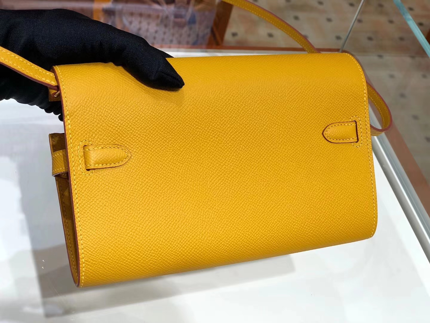 HERMES Kelly Classique To Go 长肩带钱包 Epsom皮 琥珀黄 现货
